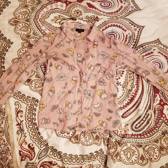 **CLEARANCE** Victoria Beckham Teacup Rabbit Button-up Shirt/Blouse - Picture 1 of 5